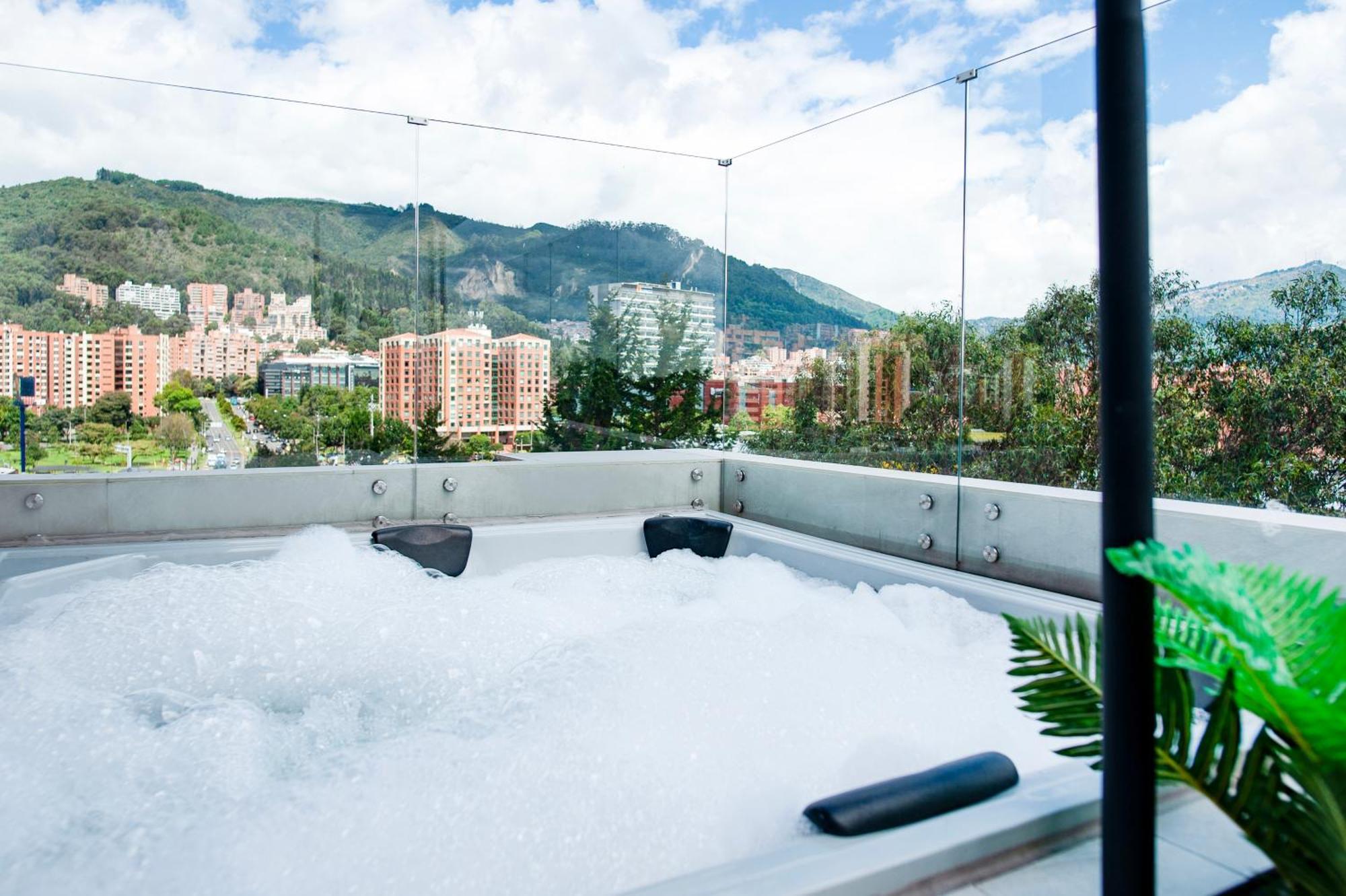 Hemma Bogota Country Luxury Suites Hotel Exterior foto